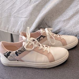 Kate Spade, size 11 shoe.  Only worn a handful of times.